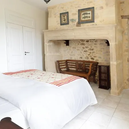 Manoir De Costeperier Vendégház Valojoulx